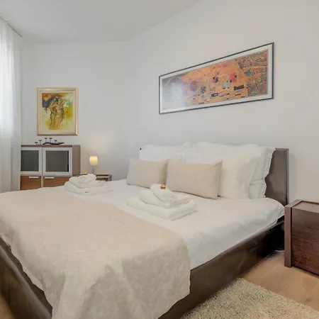 Excelsio Luxury Heaven - Private Apartment *